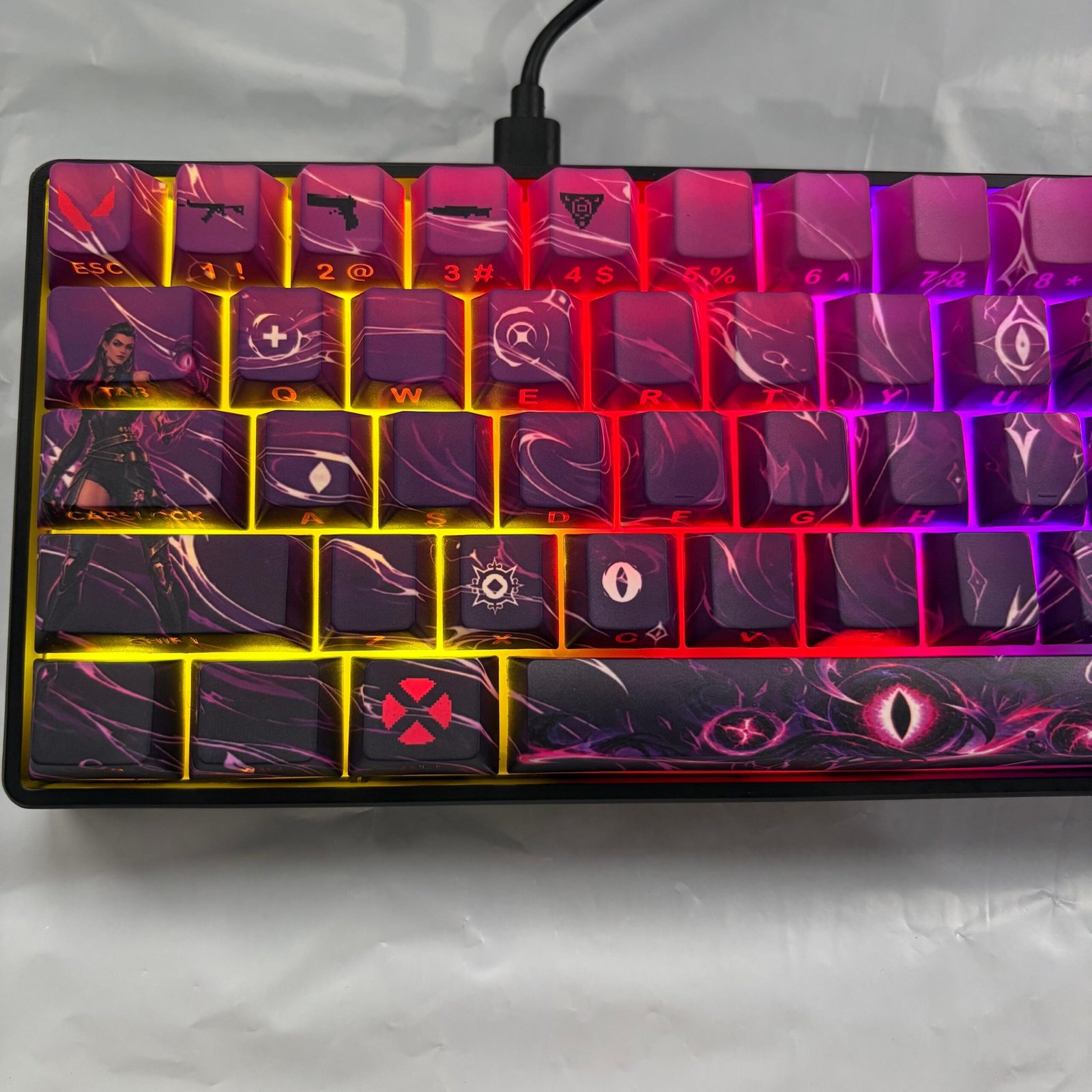 Valorant Reyna 68-key design, product view 10