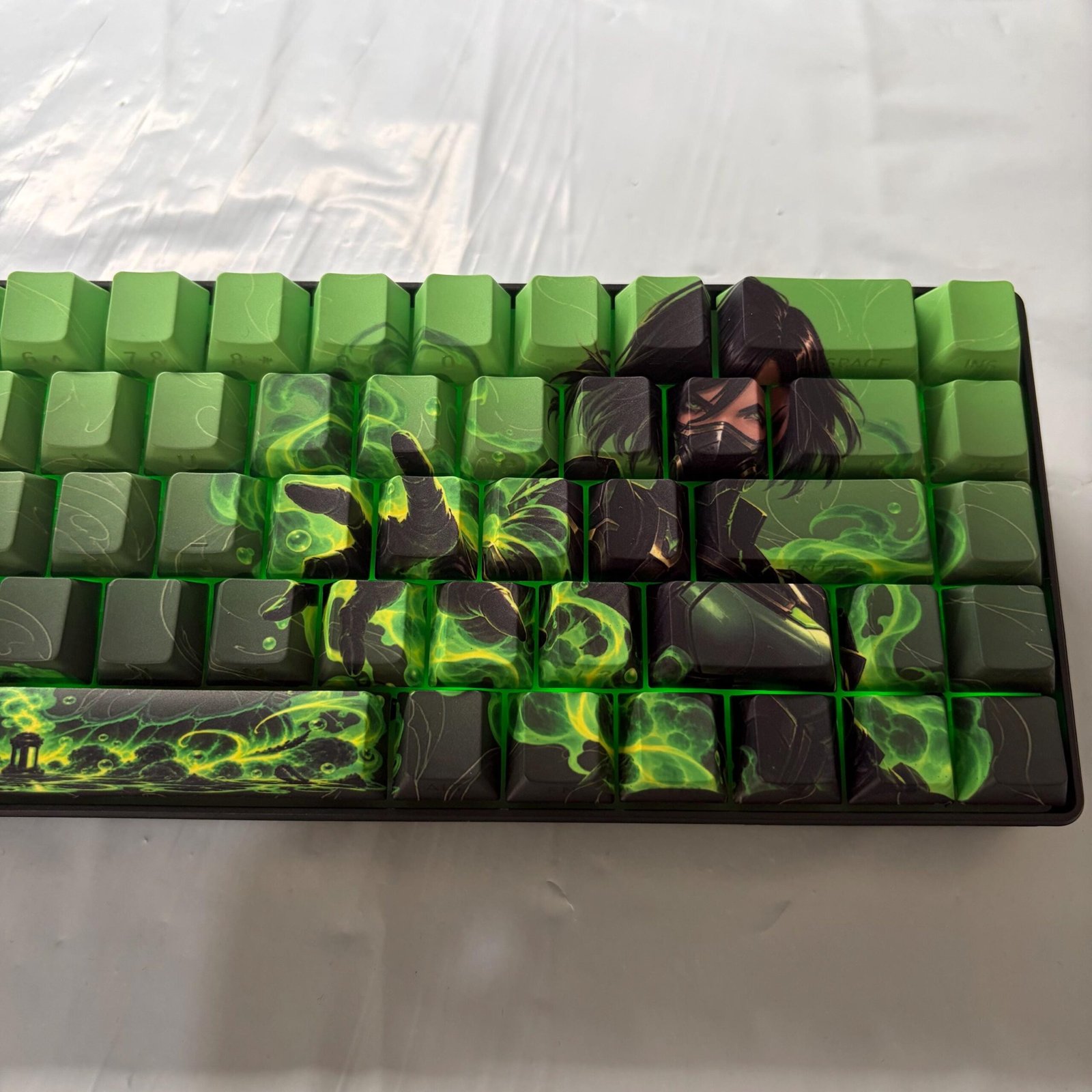 Valorant Viper 68-key design, product view 10